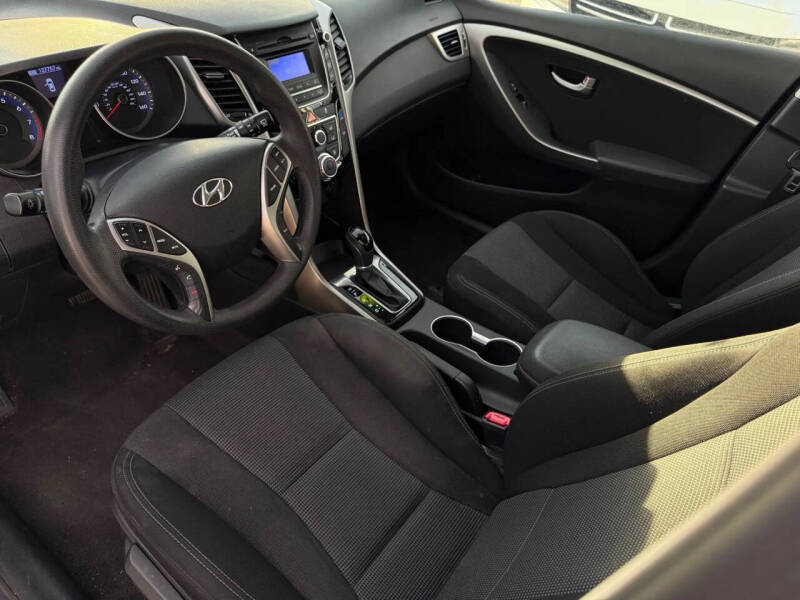 2017 Hyundai Elantra GT