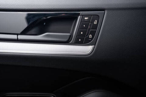 2025 Porsche Cayenne