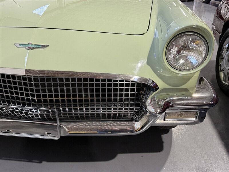 1957 Ford Thunderbird 11
