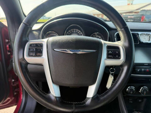 2014 Chrysler 200 Limited