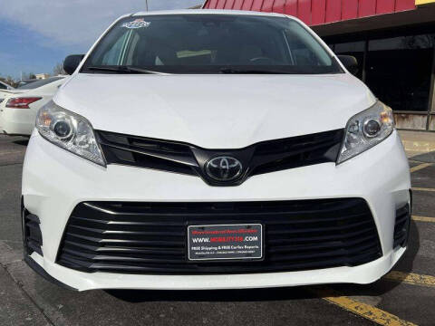 2019 Toyota Sienna L 7-Passenger