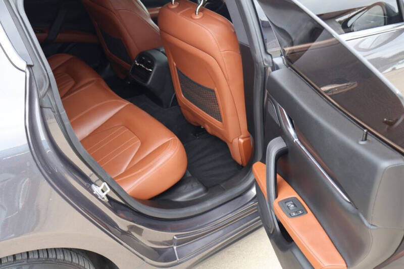 2017 Maserati Ghibli