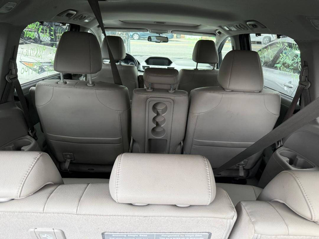 2011 Honda Odyssey EX L 4dr Mini Van - Gray exterior view 18
