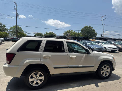 2009 Jeep Grand Cherokee Laredo