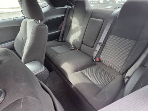 2022 Dodge Challenger SXT