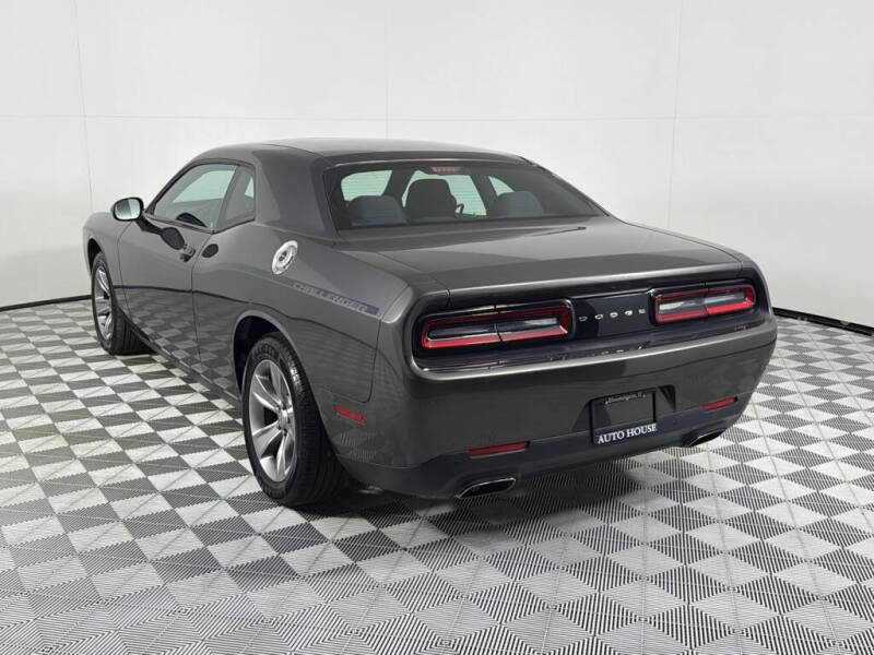 2016 Dodge Challenger SXT