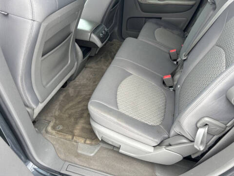 2009 Chevrolet Traverse LS