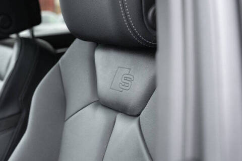 2022 Audi Q3 quattro S line Prem Plus 45 TFSI