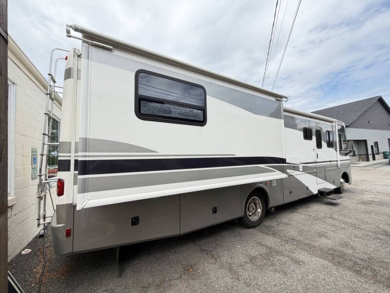 2002 Workhorse W22