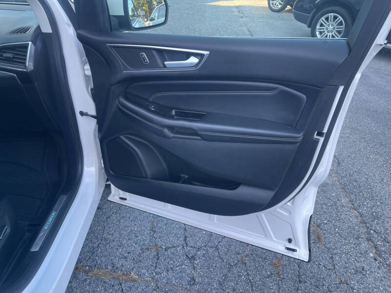 2016 Ford Edge Titanium