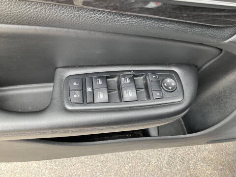 2015 Chrysler 200 C