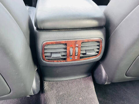 2011 Hyundai Genesis 4.6L V8