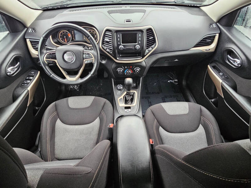 2018 Jeep Cherokee Latitude