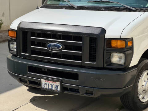 2011 Ford E-Series E-150