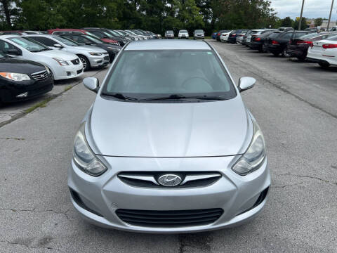 2013 Hyundai Accent GLS