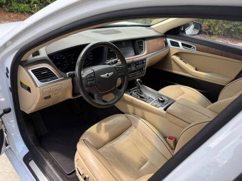 2015 Hyundai Genesis