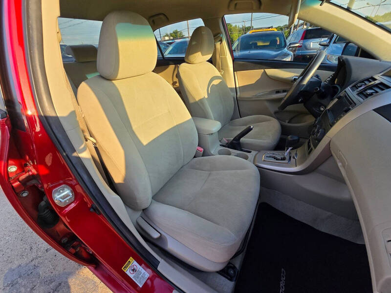 2013 Toyota Corolla LE