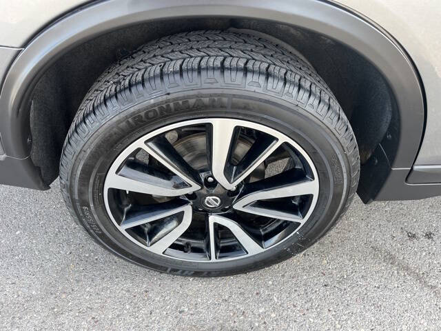 2020 Nissan Rogue SL