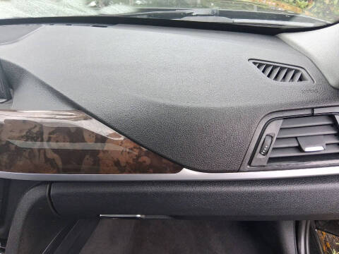 2015 BMW 3 Series 320i xDrive