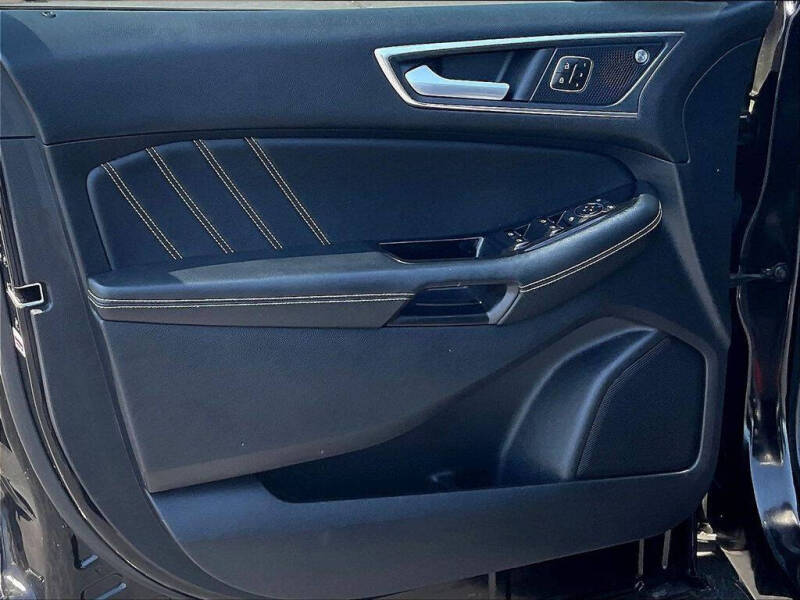 2020 Ford Edge ST
