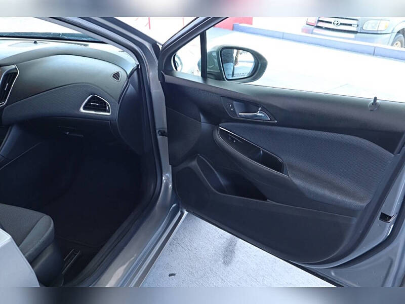 2018 Chevrolet Cruze LT Auto