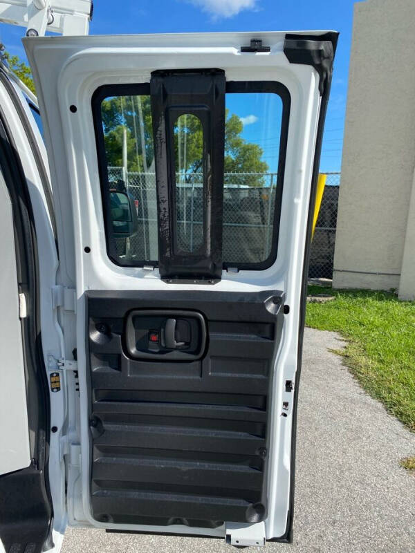 2020 Chevrolet Express 2500