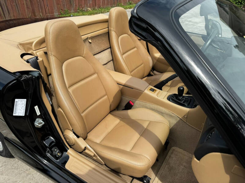 2000 Mazda MX-5 Miata LS