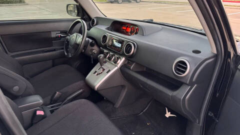 2009 Scion xB