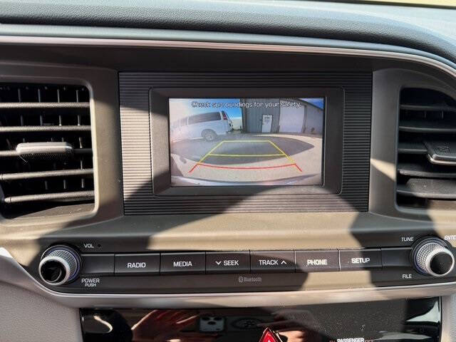 2019 Hyundai Elantra