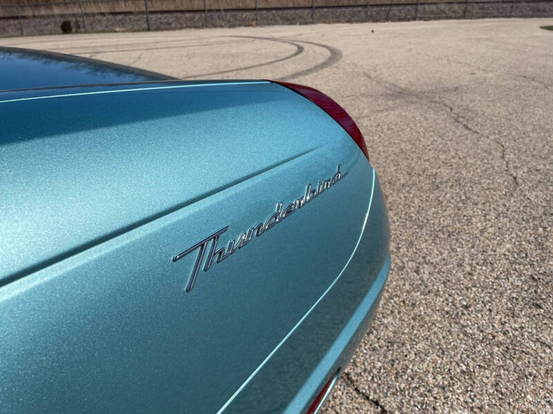 2002 Ford Thunderbird Deluxe