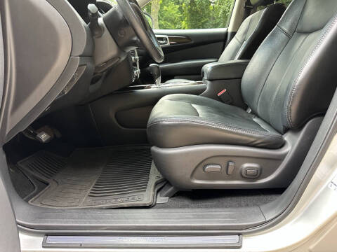 2014 Nissan Pathfinder SL