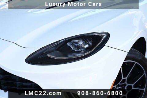 2021 Aston Martin DBX