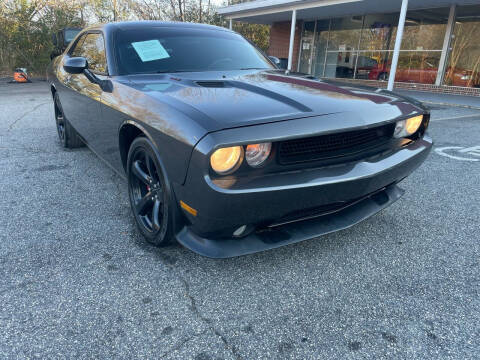 2013 Dodge Challenger for sale at Certified Motors LLC in Mableton GA