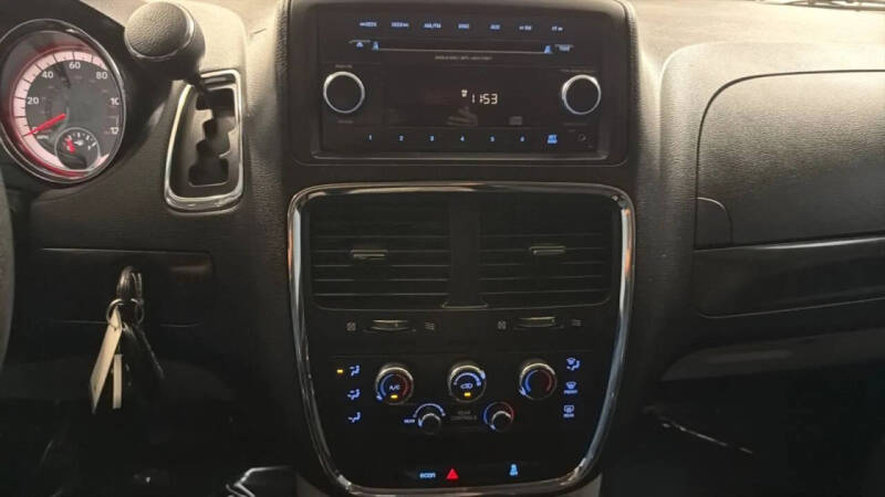 2016 Dodge Grand Caravan SE