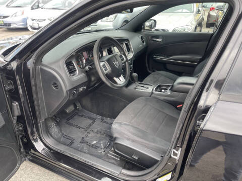 2011 Dodge Charger SE