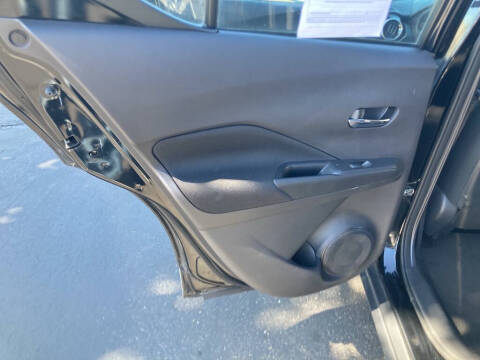 2024 Nissan Kicks SV