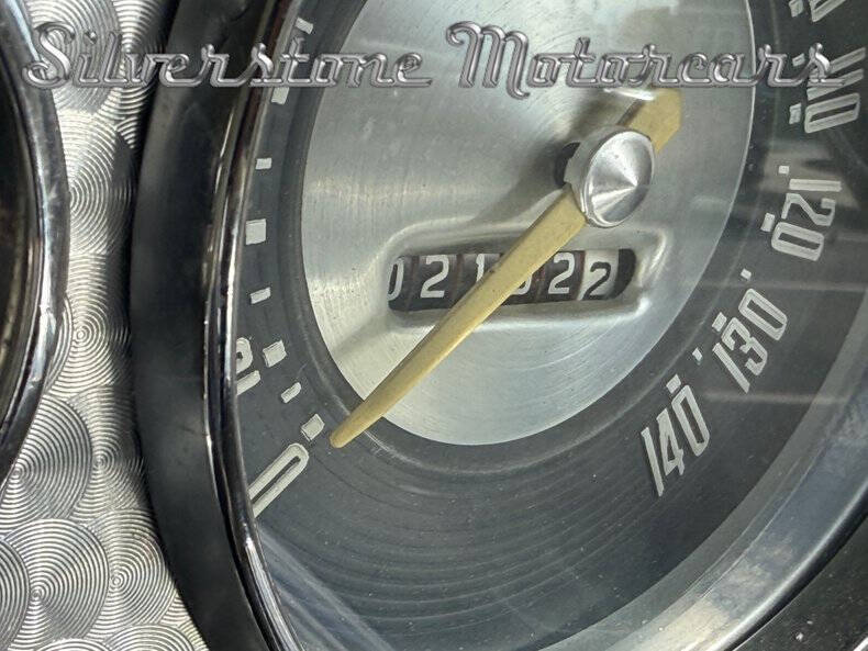 1957 Ford Thunderbird