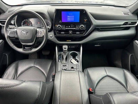 2023 Toyota Highlander XSE