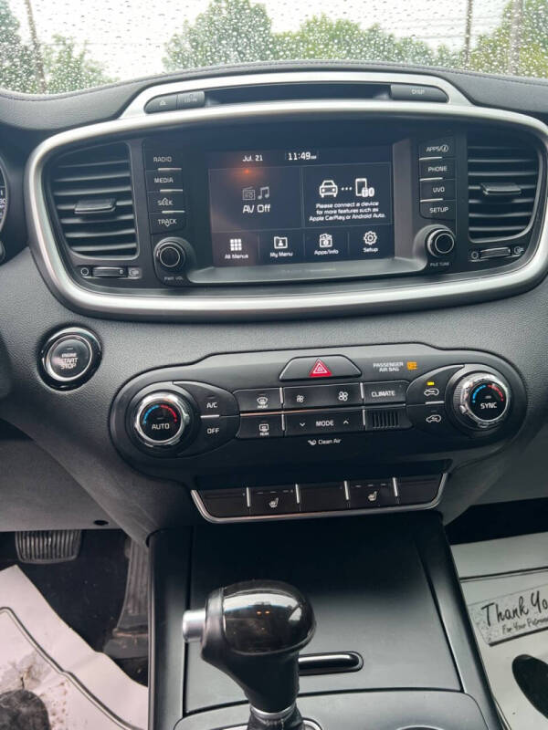 2017 Kia Sorento LX