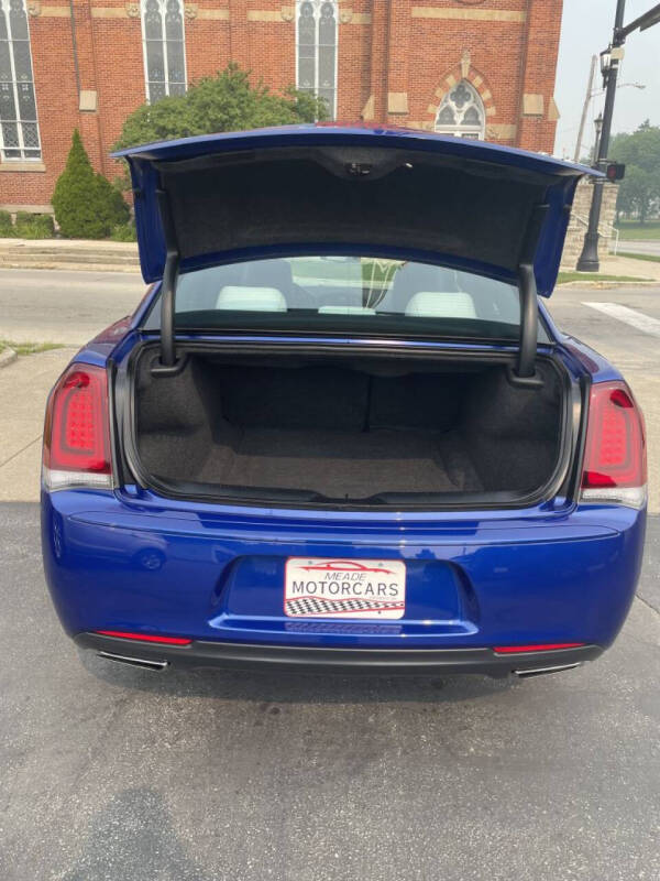 2019 Chrysler 300 S