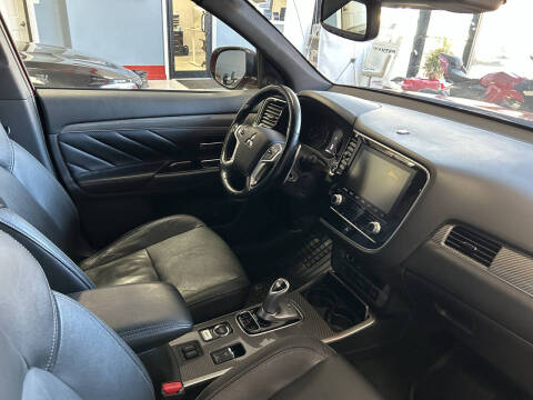 2020 Mitsubishi Outlander PHEV SEL