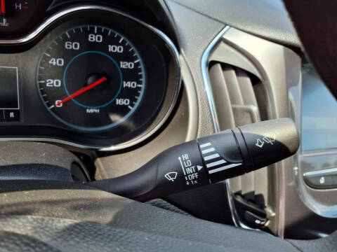 2017 Chevrolet Cruze LT Auto