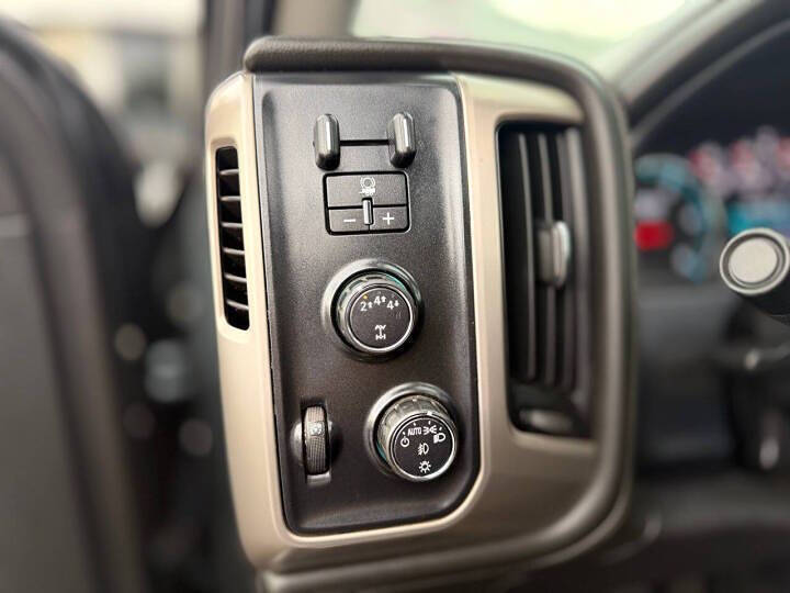 2017 GMC Sierra 3500HD Denali