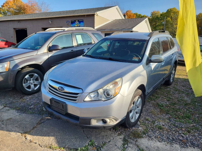 2012 Subaru Outback Premium photo 2