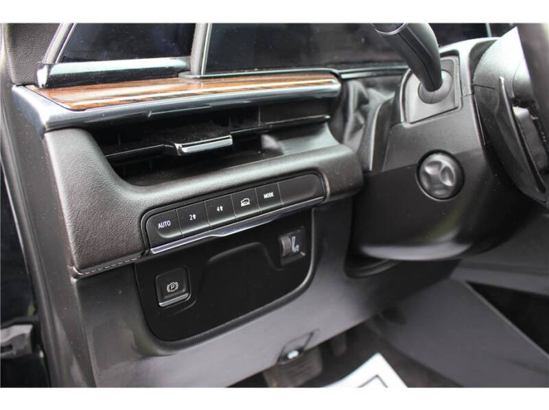 2023 Cadillac Escalade ESV Luxury