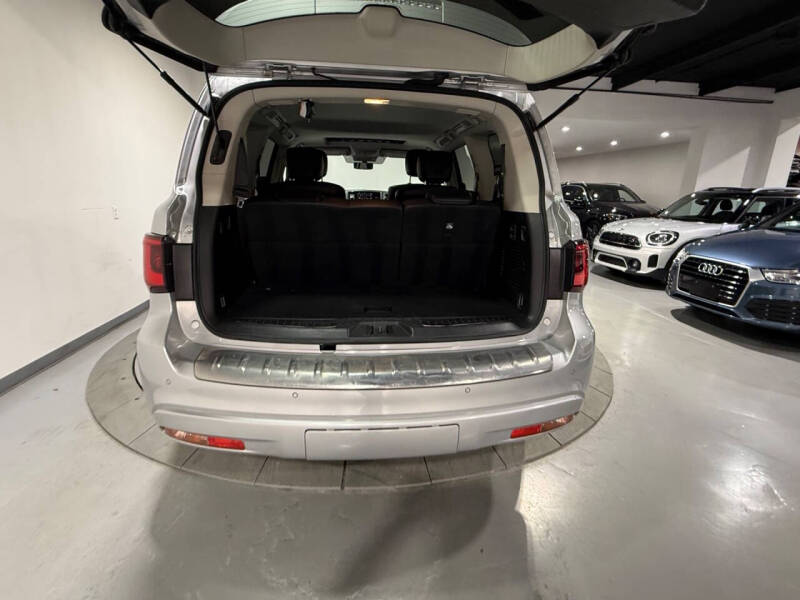 2020 Infiniti QX80 Luxe