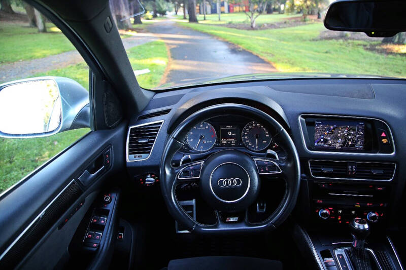 2014 Audi SQ5 3.0T quattro Premium Plus