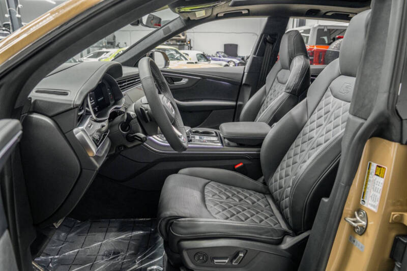 2024 Audi SQ8 4.0T quattro Prestige