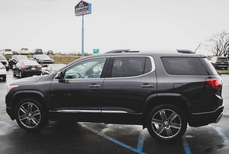2017 GMC Acadia Denali