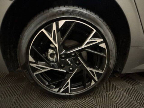 2025 Kia K5
